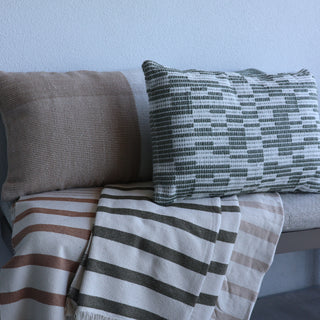 Banksia Throw - Almond